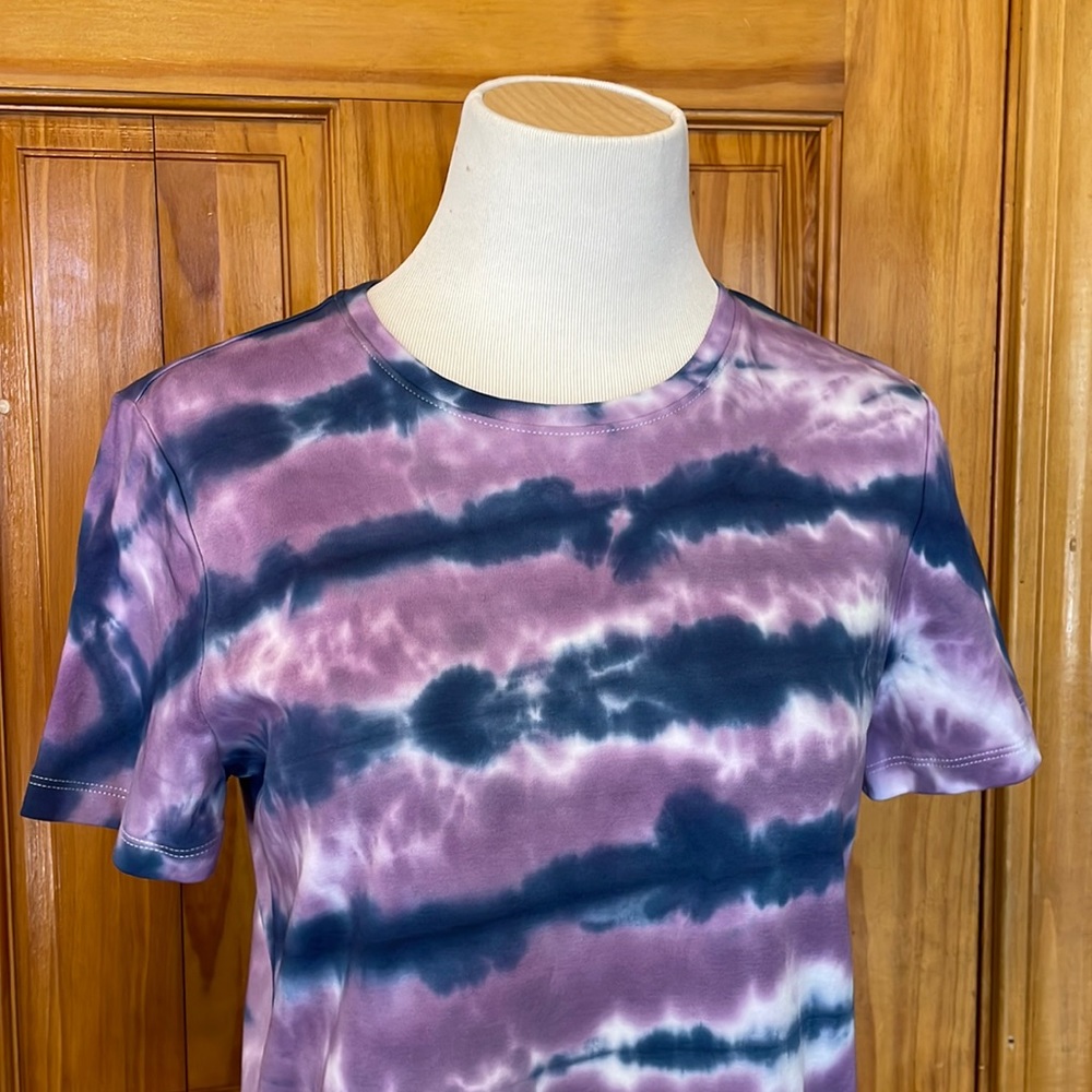 Tye dye t-shirt - Picture 3 of 10